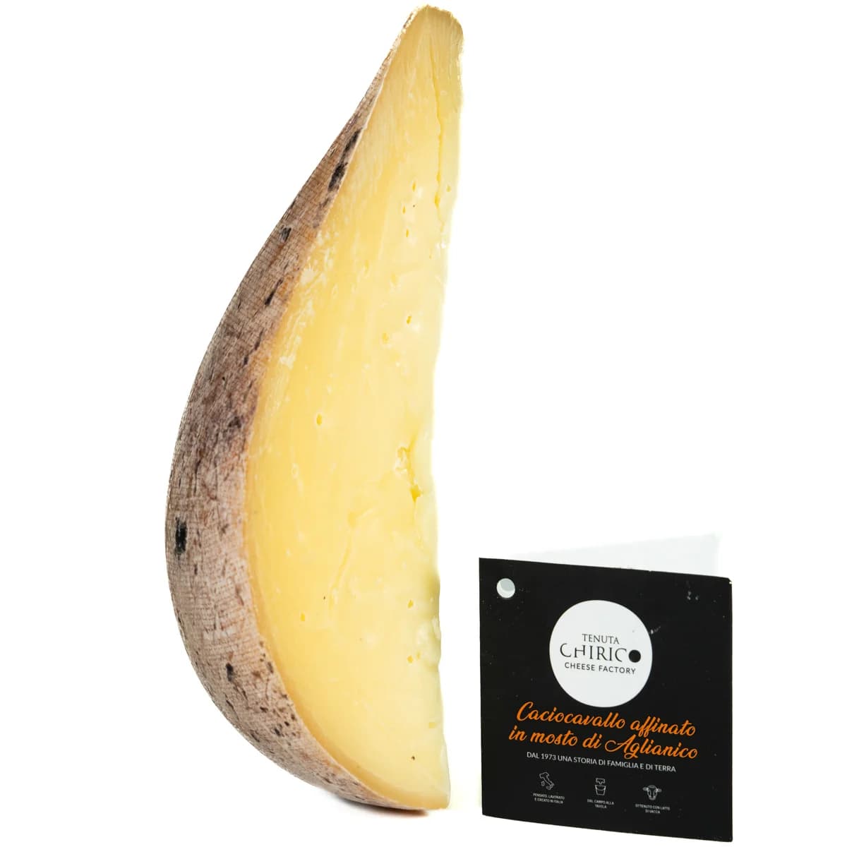 Caciocavallo affinato in vinaccia di uva Aglianico 1/4 - Tenuta Chirico